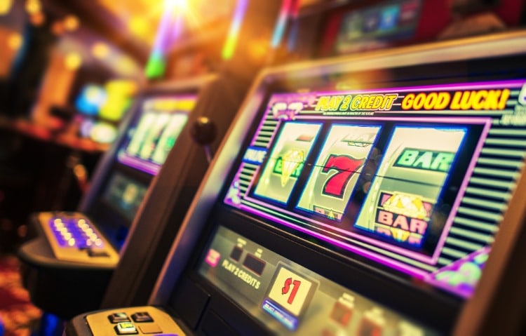 How to choose the right Judi slot game at Fortunabola? - TechDuffer