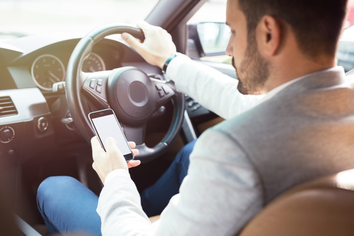 Dangers of Using Cell Phones While Driving