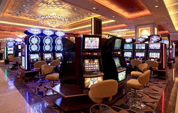 EXPLORING THE ALLURE OF SLOT GAMES: WHY THEY CONTINUE TO INTRIGUE AND THRILL SENIOR PLAYERS