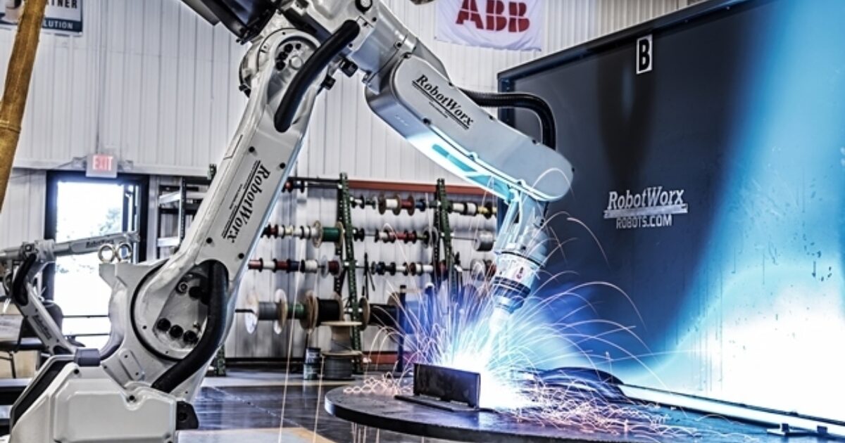 Beyond the Arc: A Practical Guide to Implementing a Robot Welder in Your Workshop